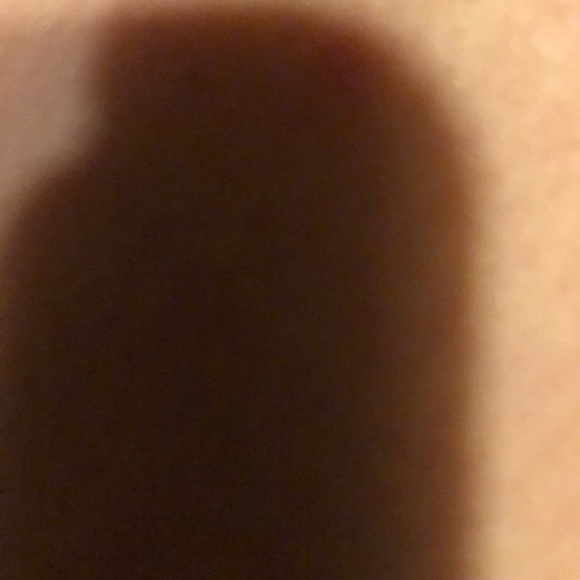 Meet your Posher, Tabitha - Picture 1 of 1